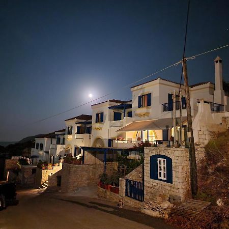 Stella'S Houses Agia Pelagia  Exterior photo